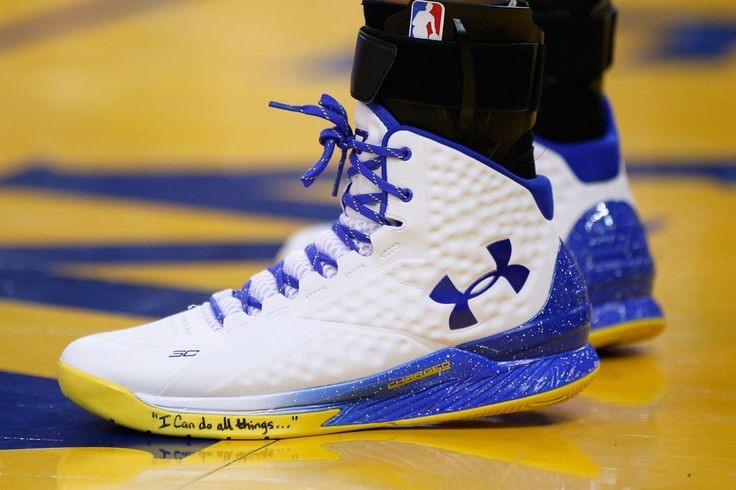 Stephen Curry’s signature shoe with his favorite quote