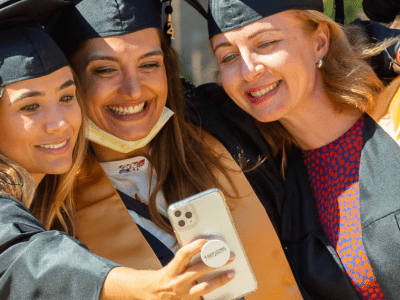 EU Business school Social media anxiety